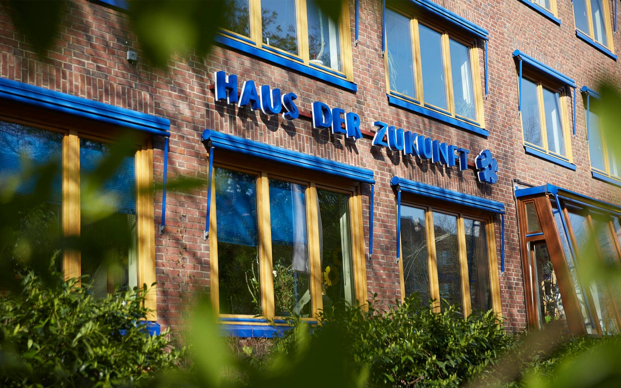 Außenansicht des „Haus der Zukunft“ in Hamburg – Sitz von BAUM e.V. mit Fokus auf nachhaltiges Wirtschaften und zukunftsorientierte Projekte.