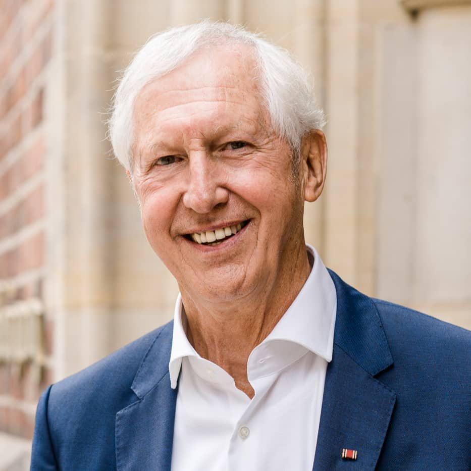 Porträtfoto Prof. Dr. Maximilian Gege