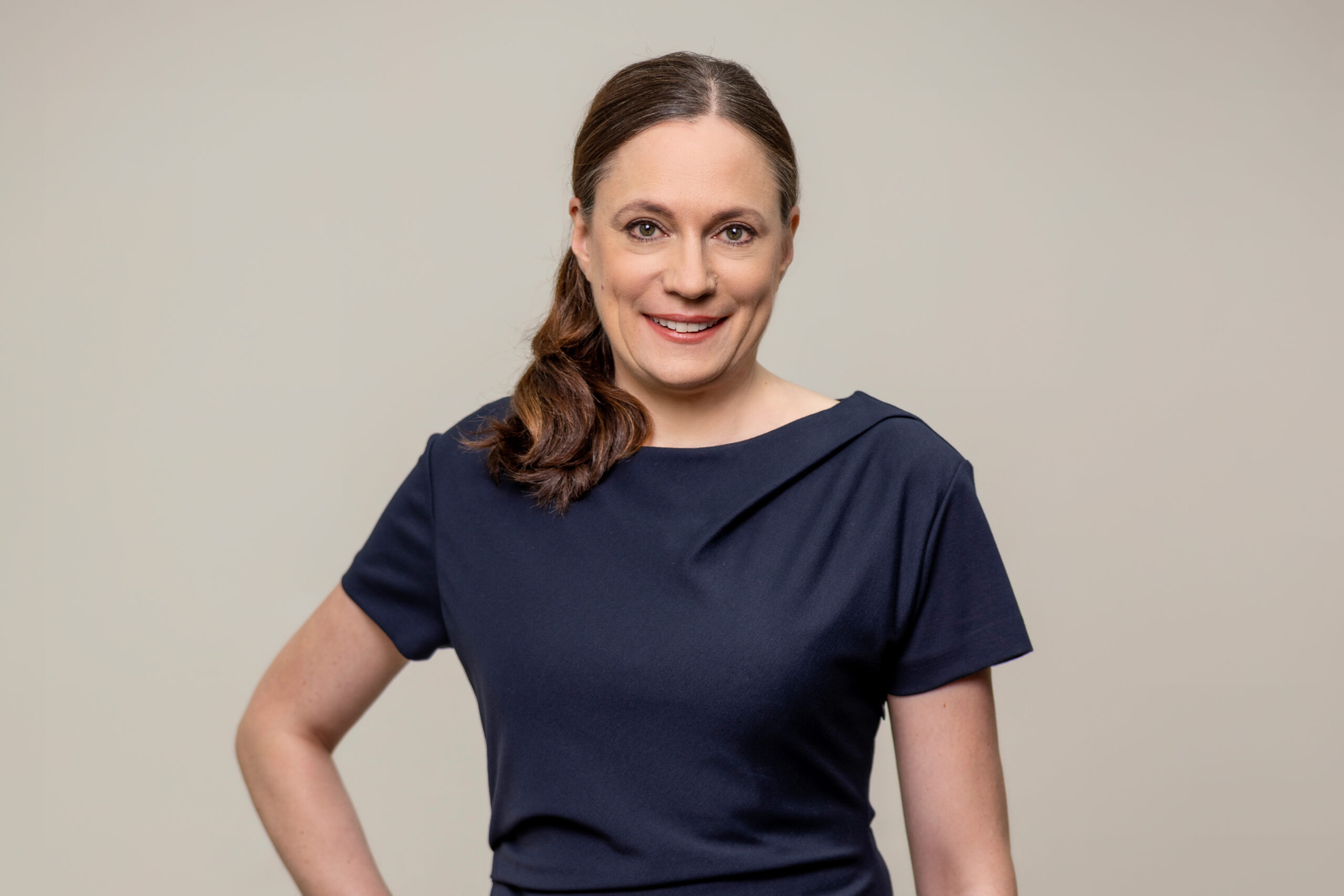 Porträtfoto von Dr. Daniela Büchel, REWE Group